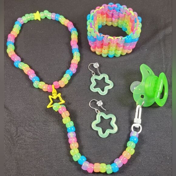 sour patch Kawaii Kandi Kid drop star Necklace Cuff Earrings Glow jewelry Set. - Picture 1 of 9